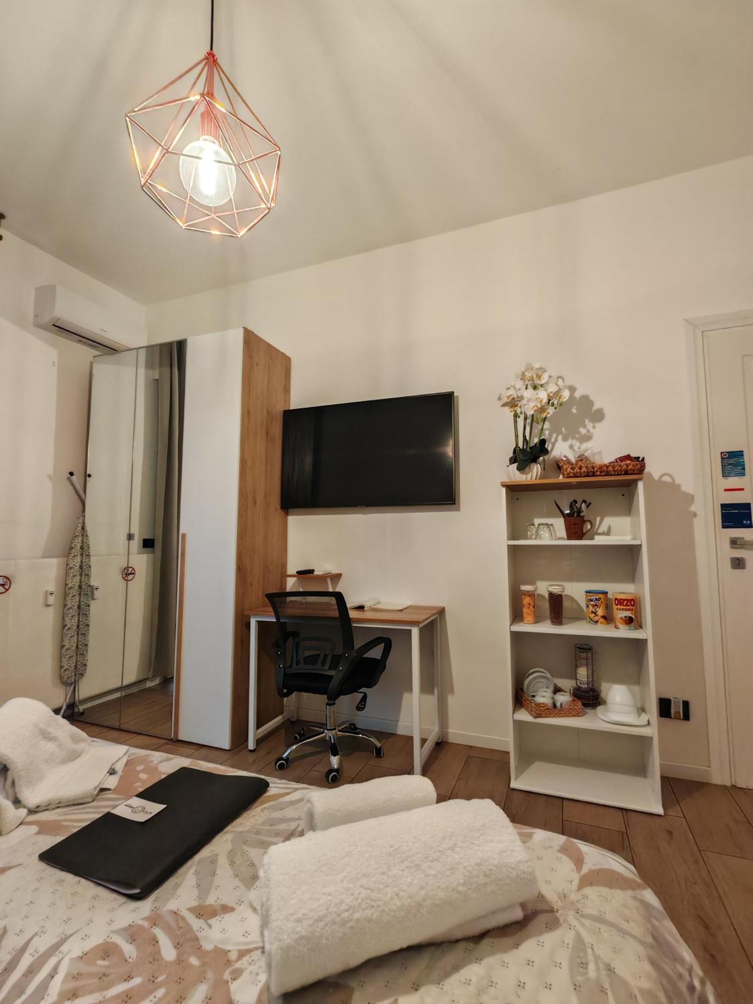 Mc Fly Rooms Malpensa Airport ガッララーテ エクステリア 写真